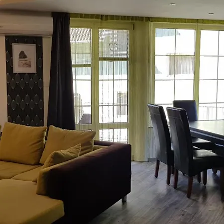 Apartament Li-do Vendeghaz *